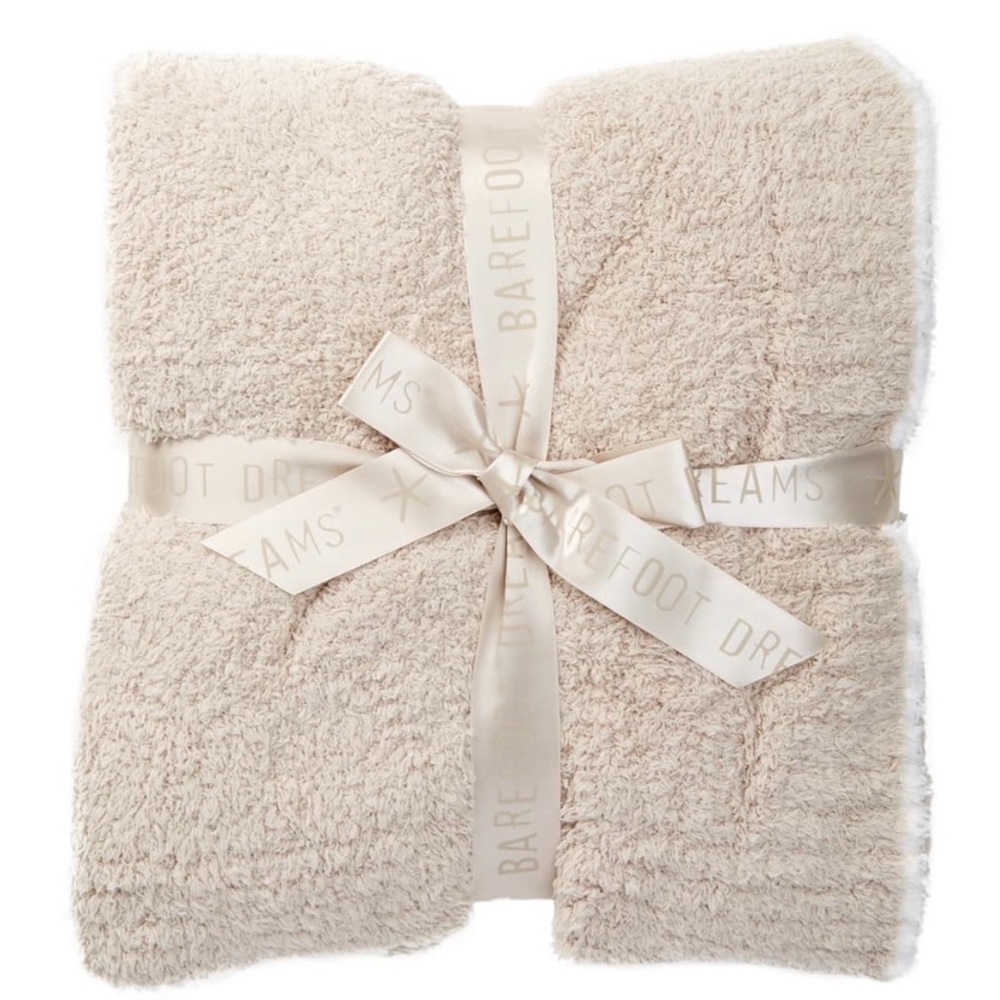 SOLD BNWT Barefoot Dreams Blanket